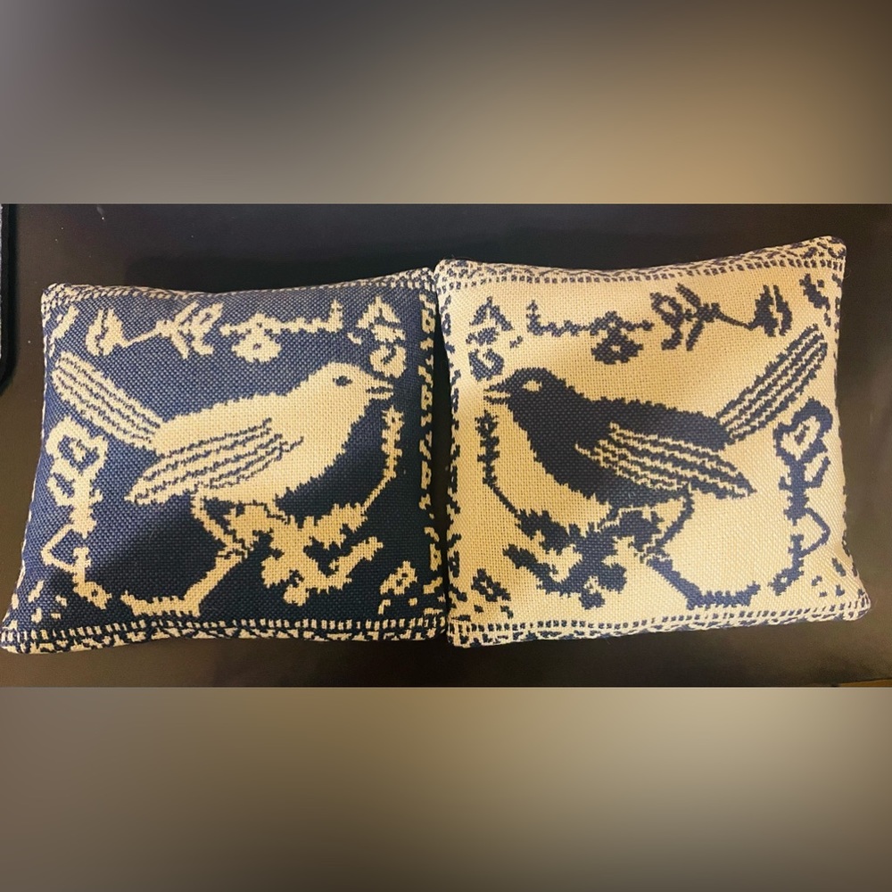 🦋Two Textile Bird Accent Mini Pillows Bundle - Picture 5 of 10